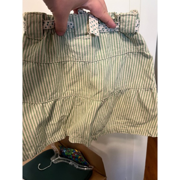 Mini A Ture Copenhagen Seersucker vest, skirt set size 2 - Picture 5 of 6